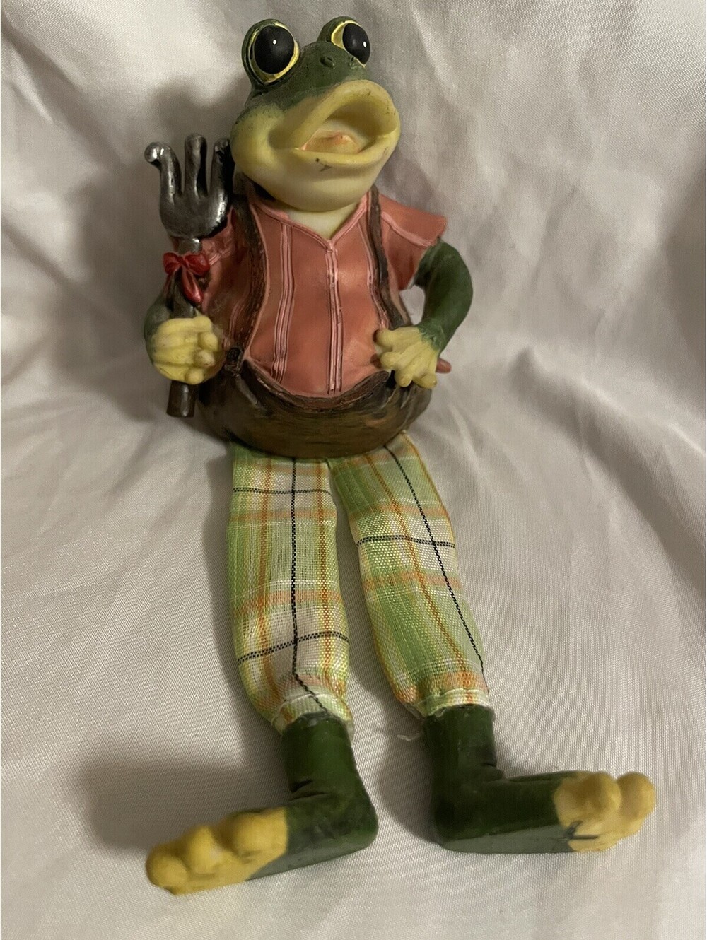Ganz Cottage Collectibles Frog Figurine with Rake - EA14660 Cheektowaga NY EUC